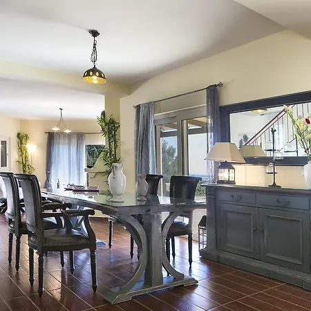 Villa Romanza